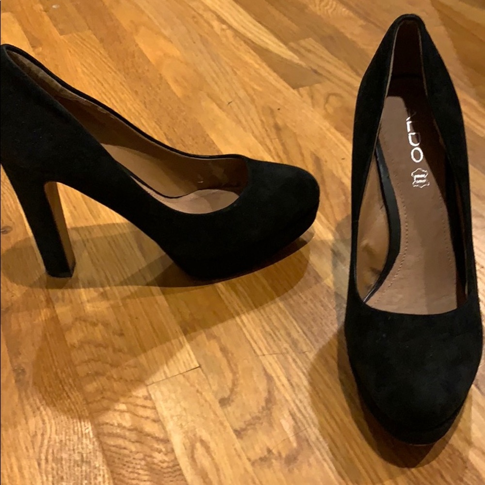 Aldo black suede heels